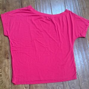 size Medium SHEIN Vibrant Pink off the shoulder  Tee